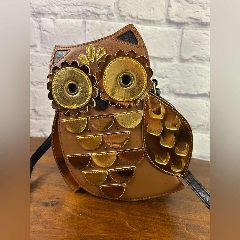 Lily Bloom Owl Crossbody Bag